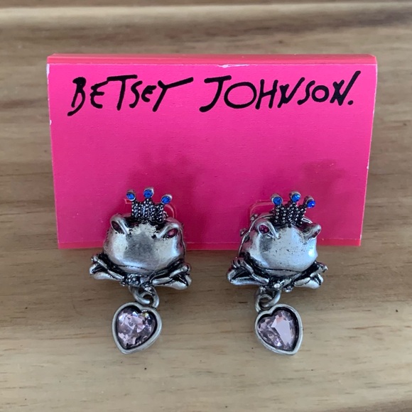 Betsey Johnson prince frog vintage earrings NWT - Picture 3 of 5